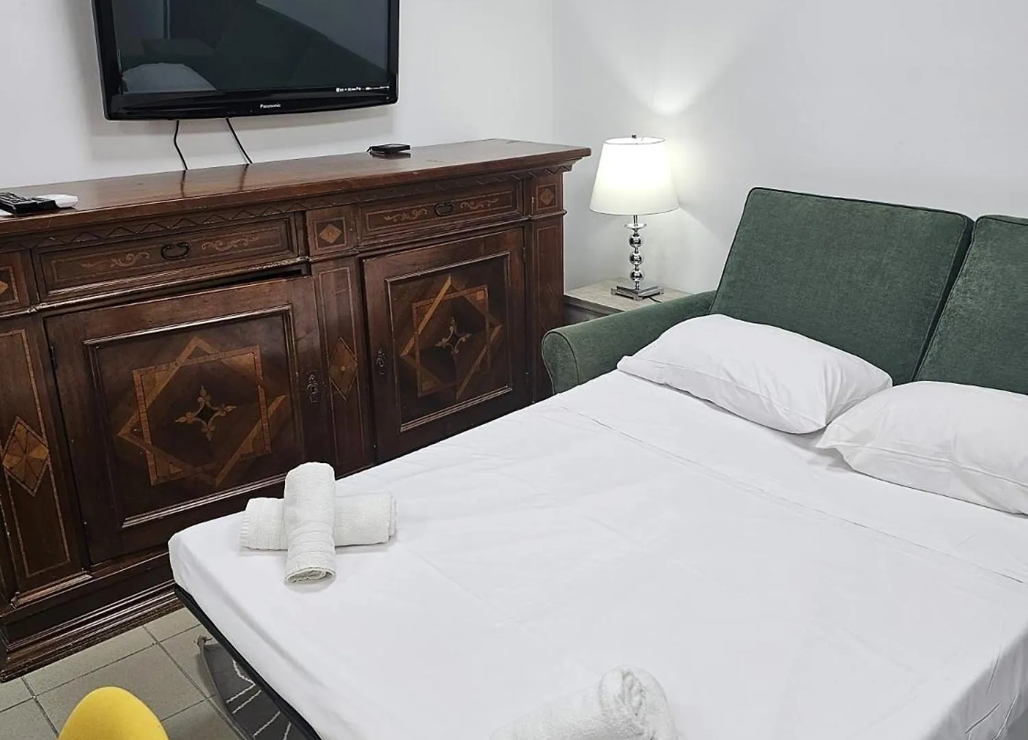 Napoli Suites Saint Julian's 3*,