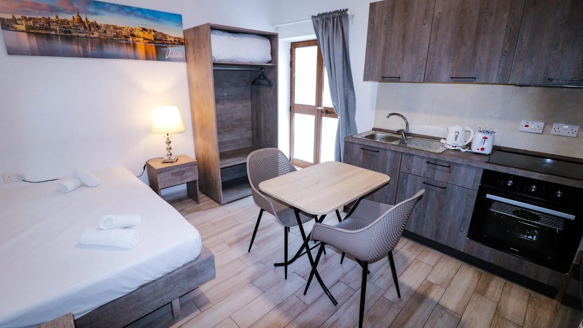 *** Guest house Napoli Suites Studios Aparthotel Saint Julian's Malta