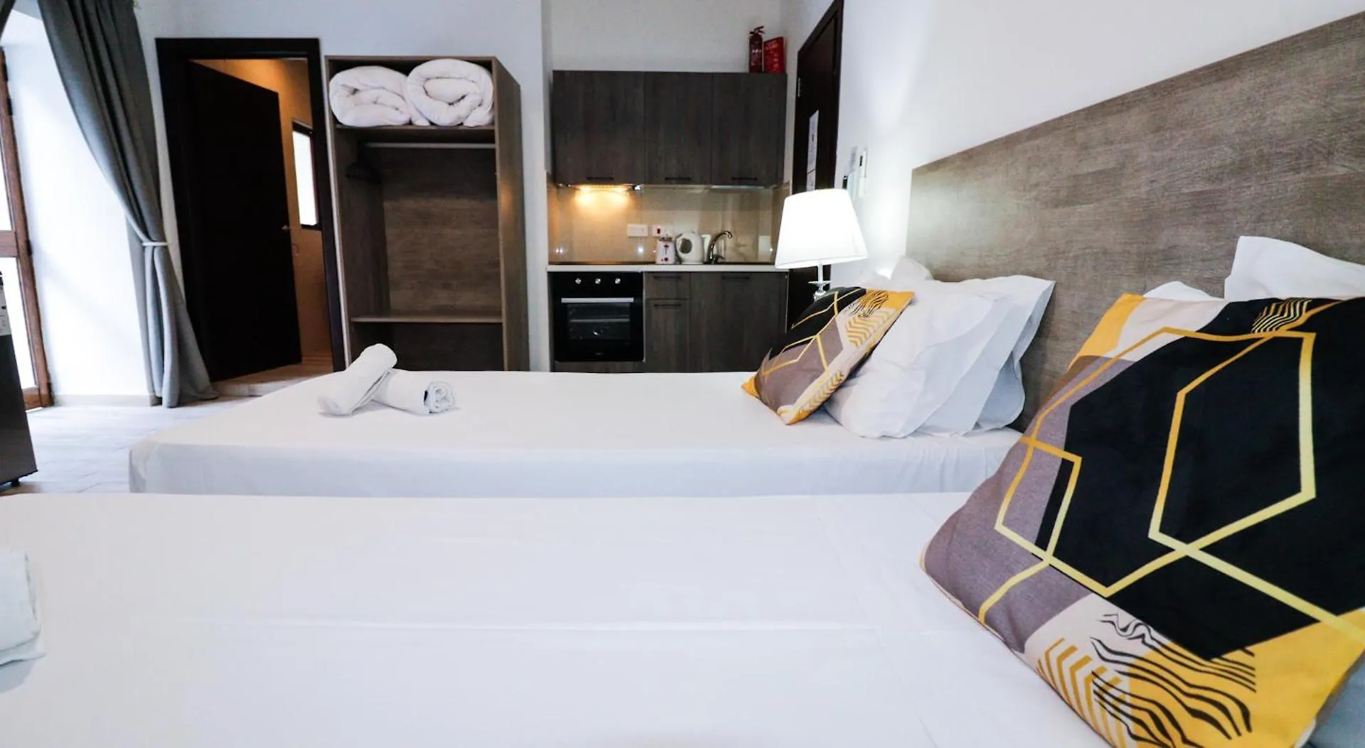 Napoli Suites Studios Aparthotel Saint Julian's