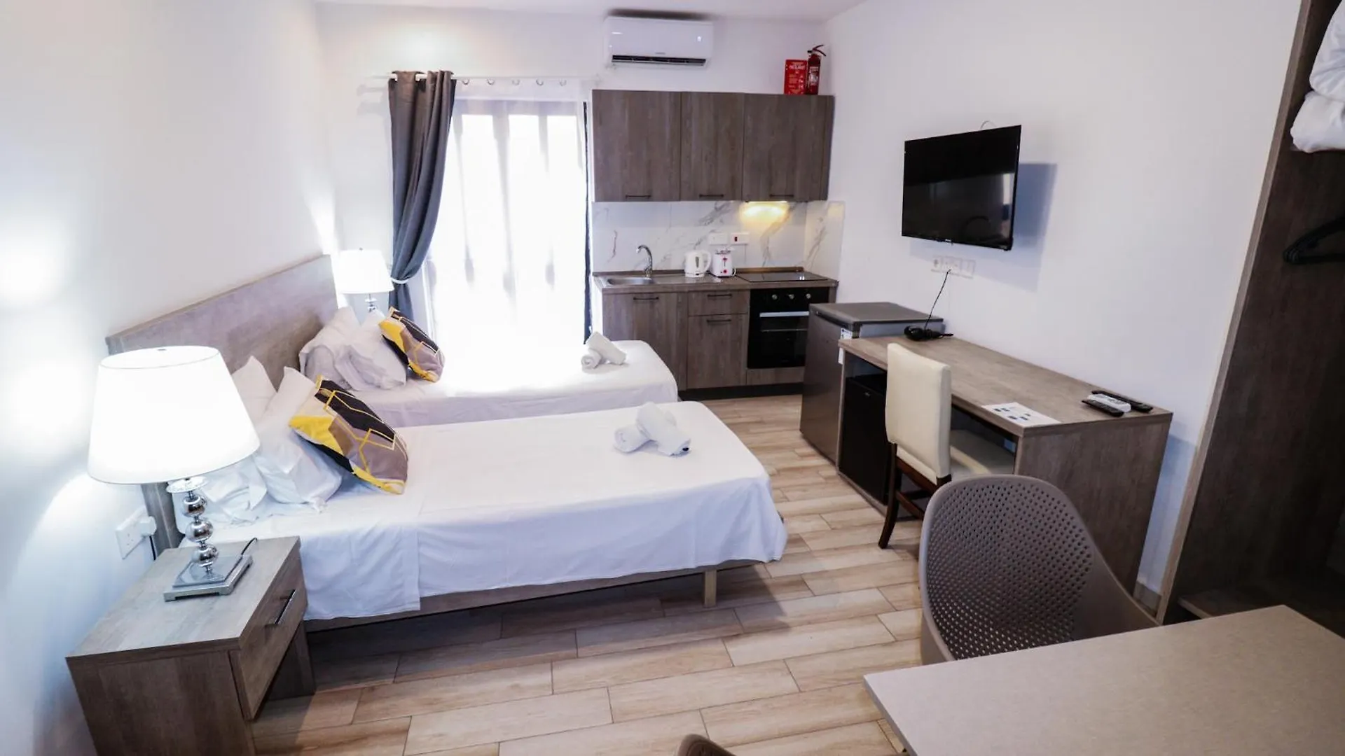 Napoli Suites Studios Aparthotel Saint Julian's Malta