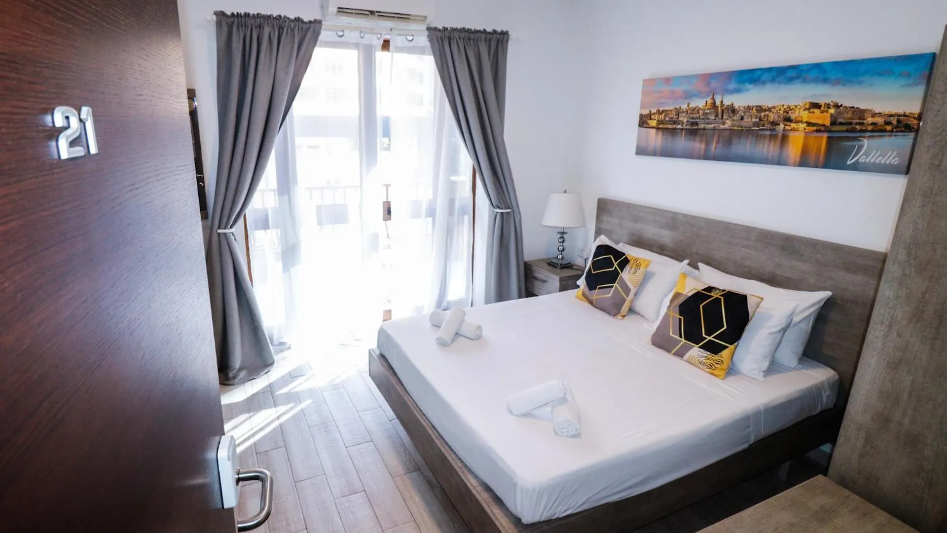 Napoli Suites Studios Aparthotel Saint Julian's